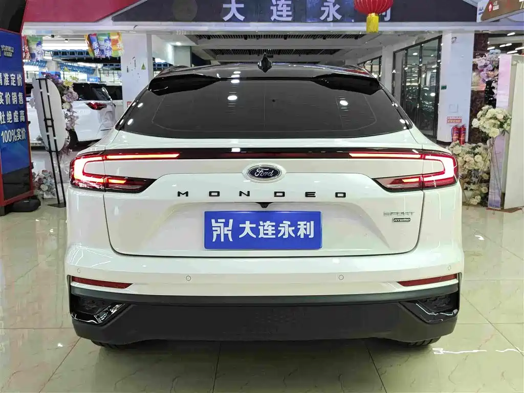 Ford Mondeo — миниатюра 5