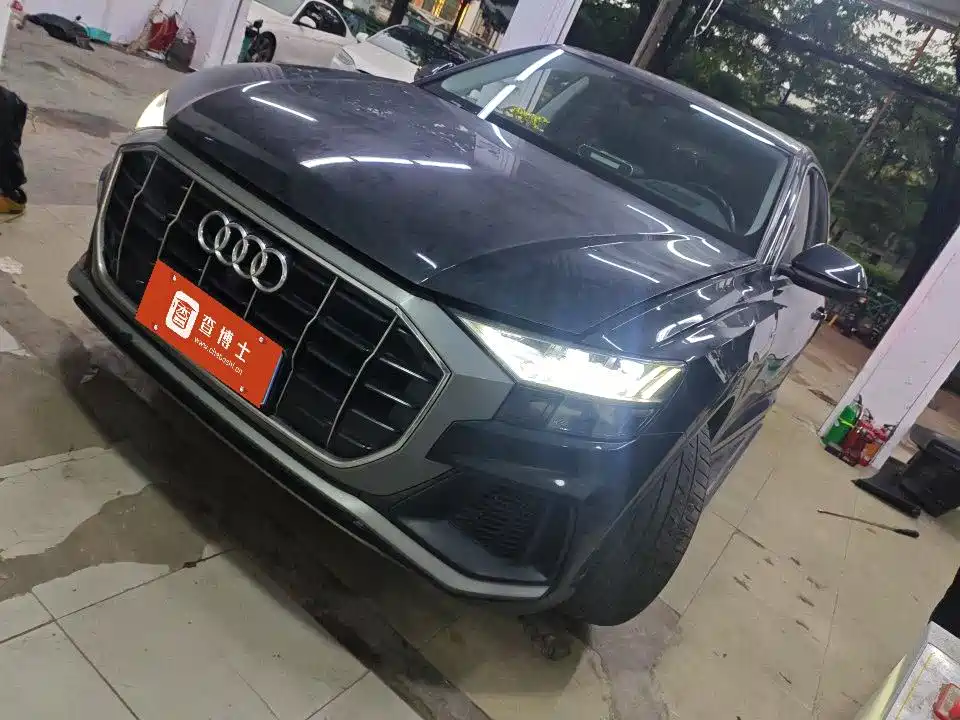 Audi Q8 2022
