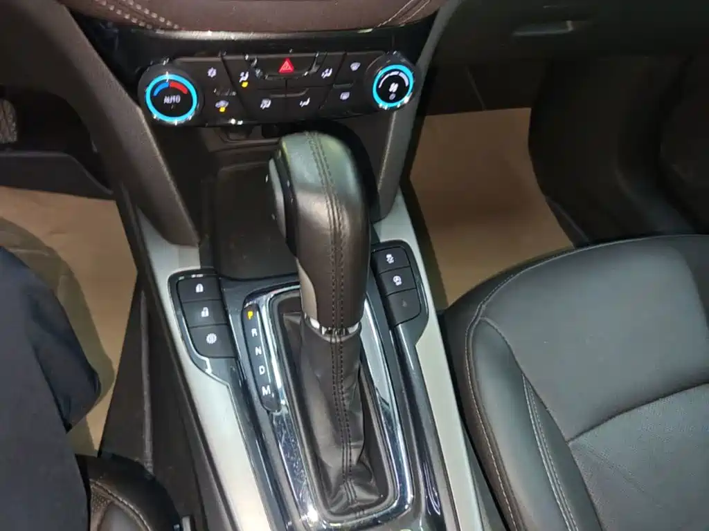 Chevrolet Malibu — миниатюра 14