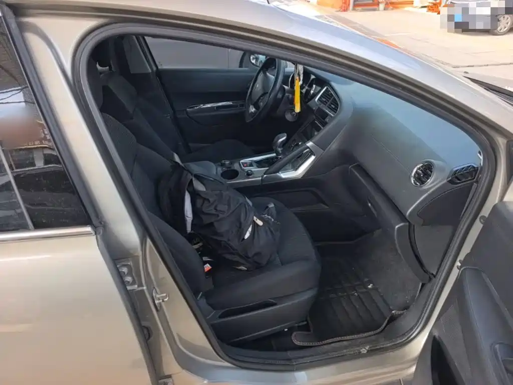 Peugeot 3008 — миниатюра 25