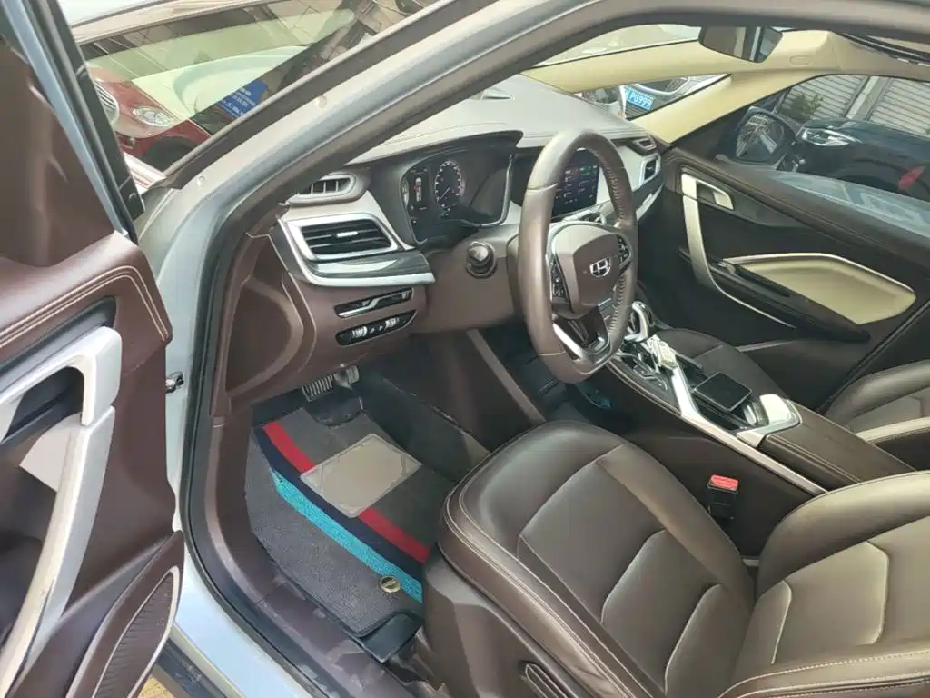 Geely Jia Ji — миниатюра 16