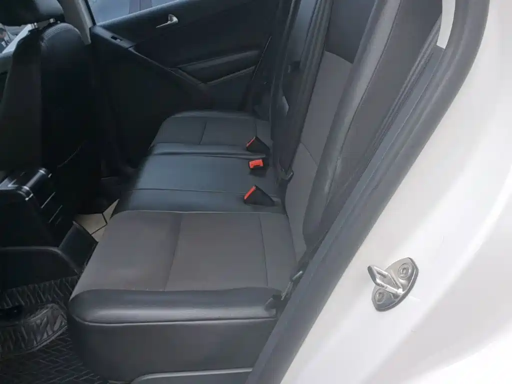 Volkswagen Tiguan — миниатюра 17