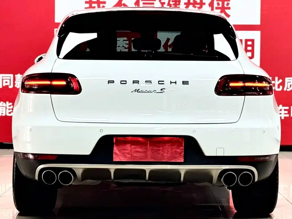 Porsche Macan — миниатюра 6