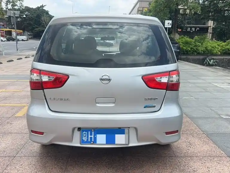 Nissan Livina — миниатюра 5