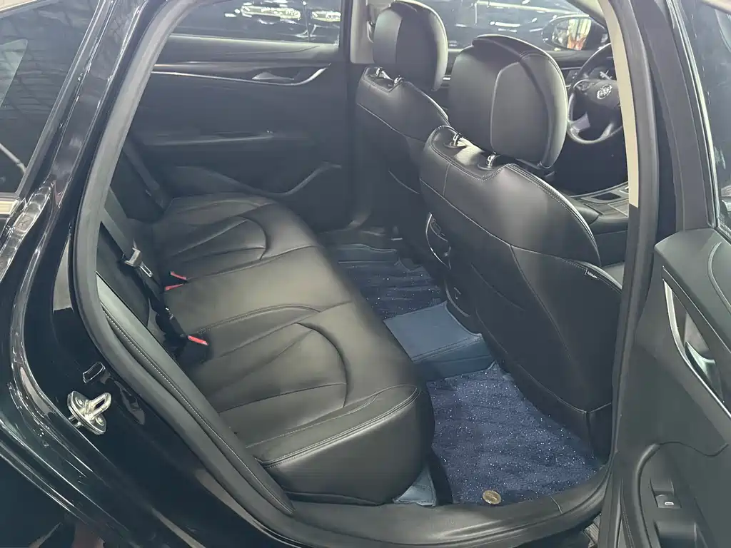 Buick LaCrosse 2020 652T Luxury