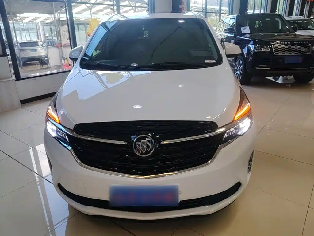 Buick GL8 — миниатюра 3