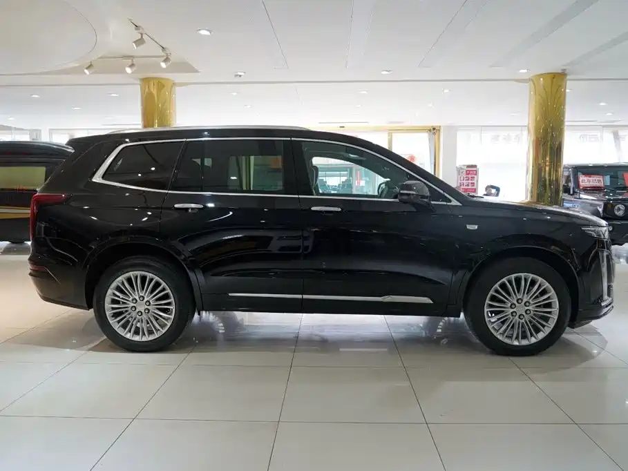Cadillac XT6 — миниатюра 18