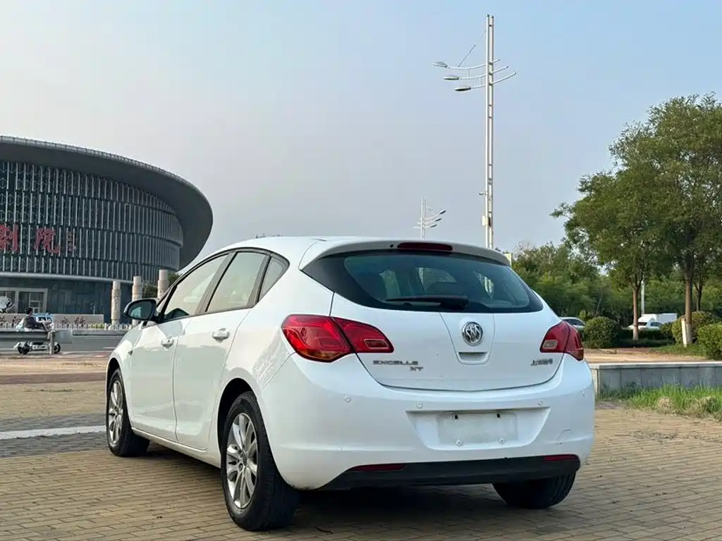 Buick Excelle — миниатюра 6