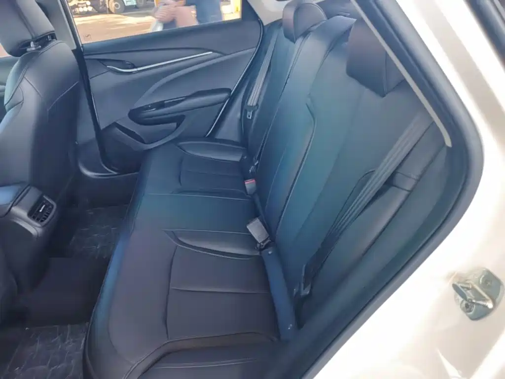 Buick Excelle — миниатюра 17
