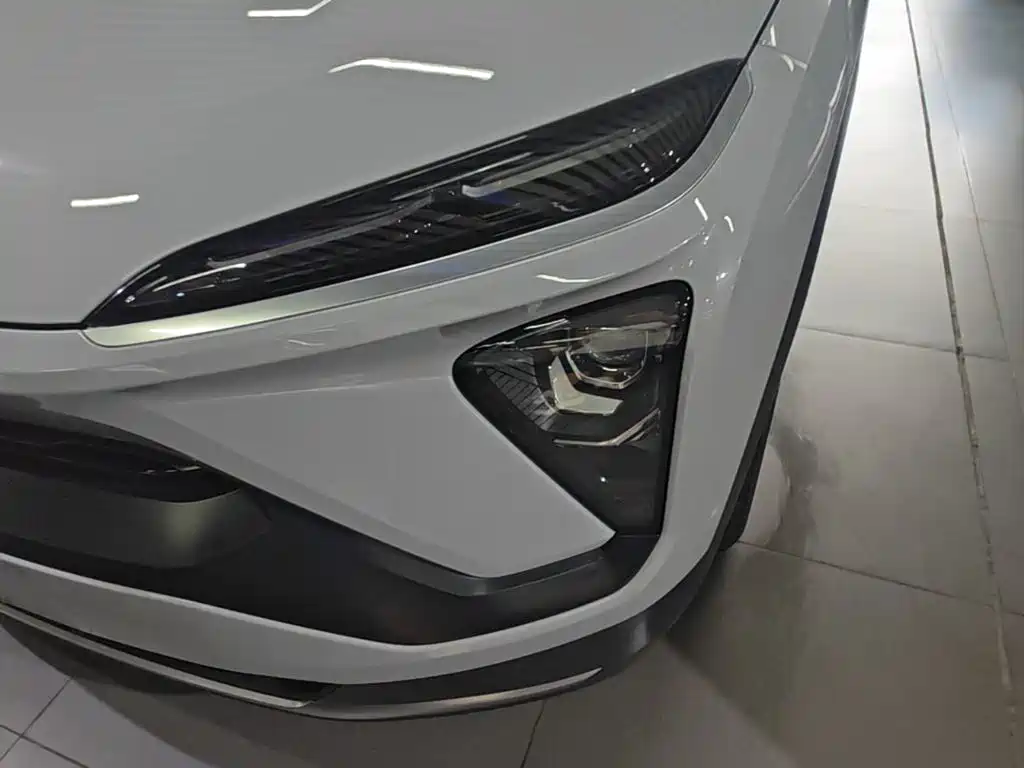NIO ES6 — миниатюра 24