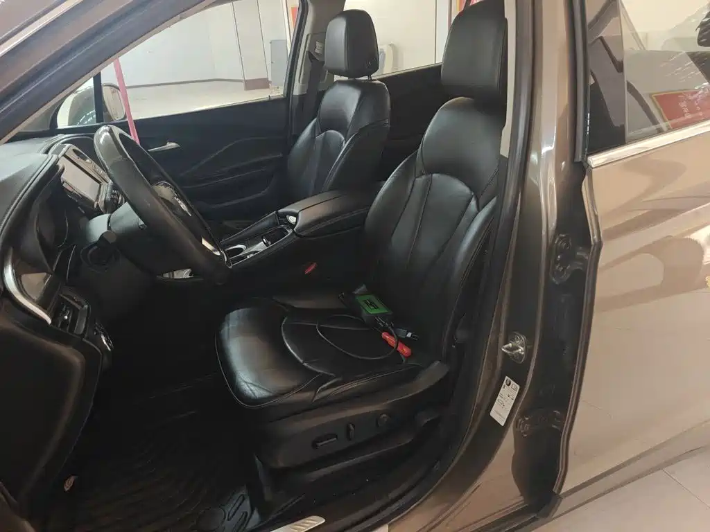 Buick Envision Plus — фотографии объявления, Фото 11