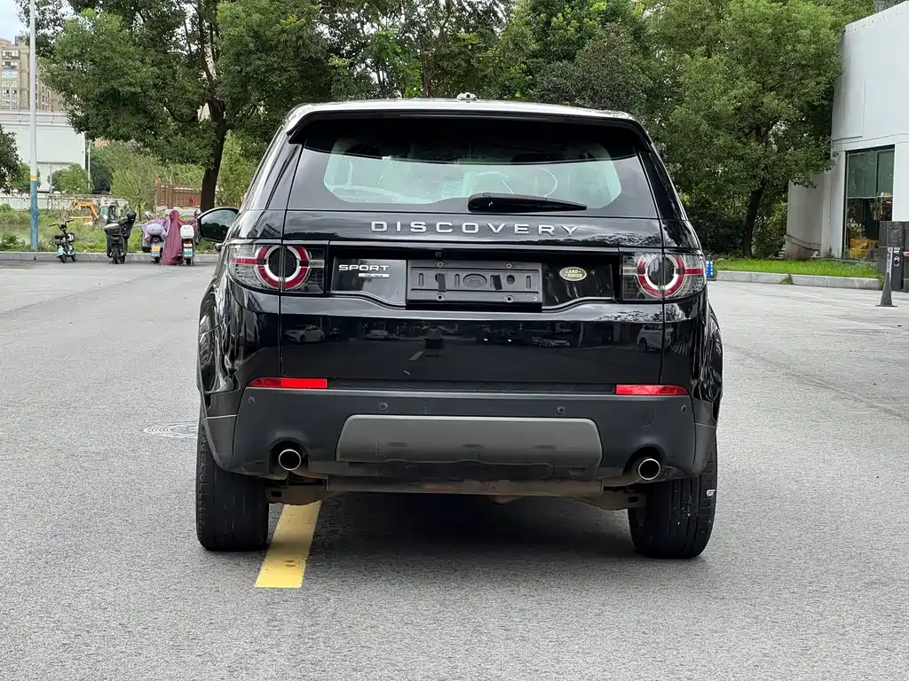 Land Rover Discovery Sport — миниатюра 6