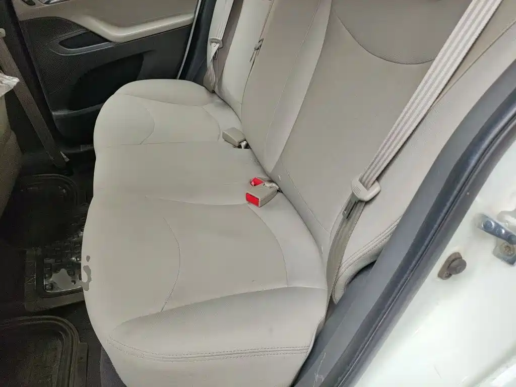 Chevrolet Sail — миниатюра 18