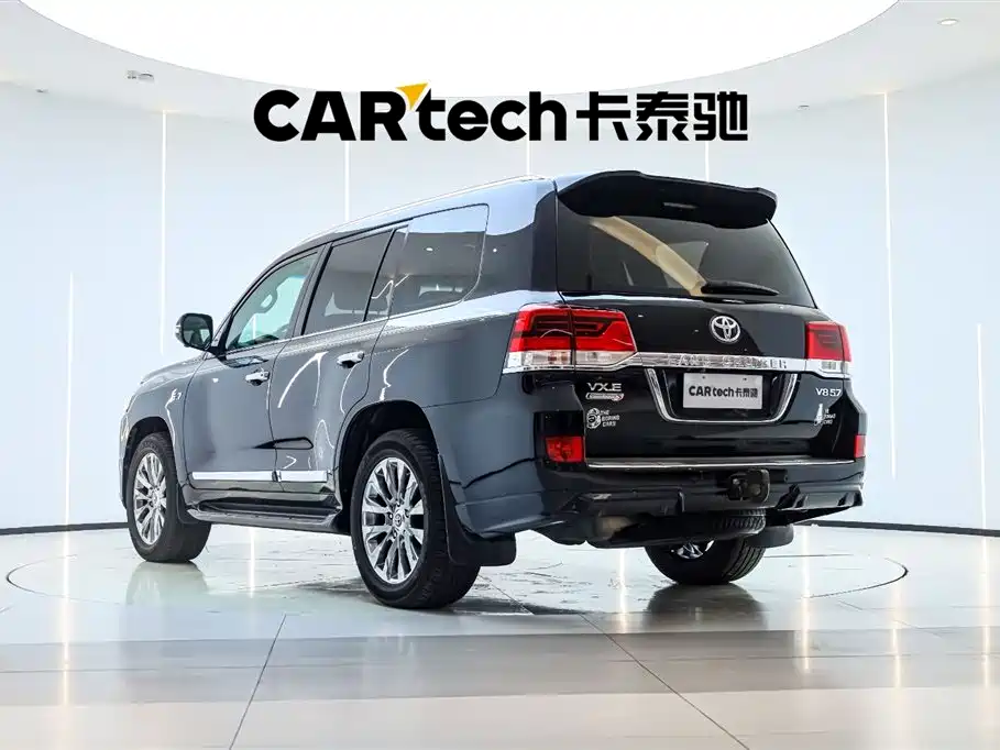 Toyota Land Cruiser 2018 5.7L