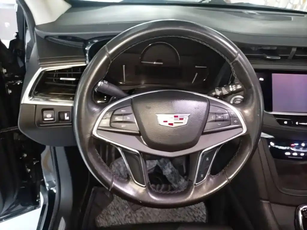 Cadillac XT5 — миниатюра 11