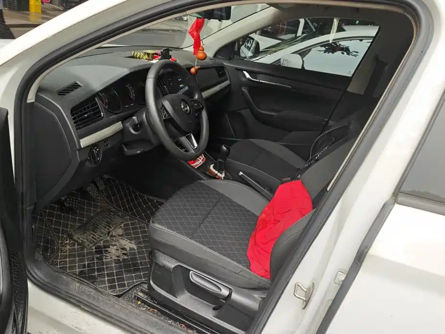 Skoda Kamiq — миниатюра 9