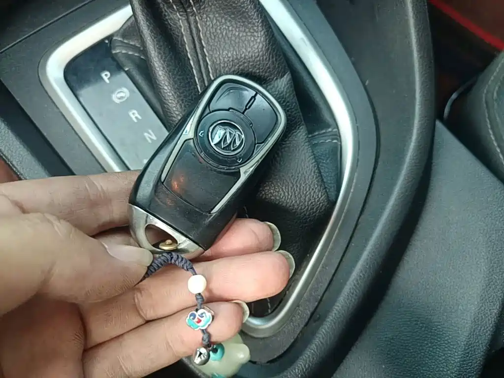 Buick Excelle — миниатюра 9