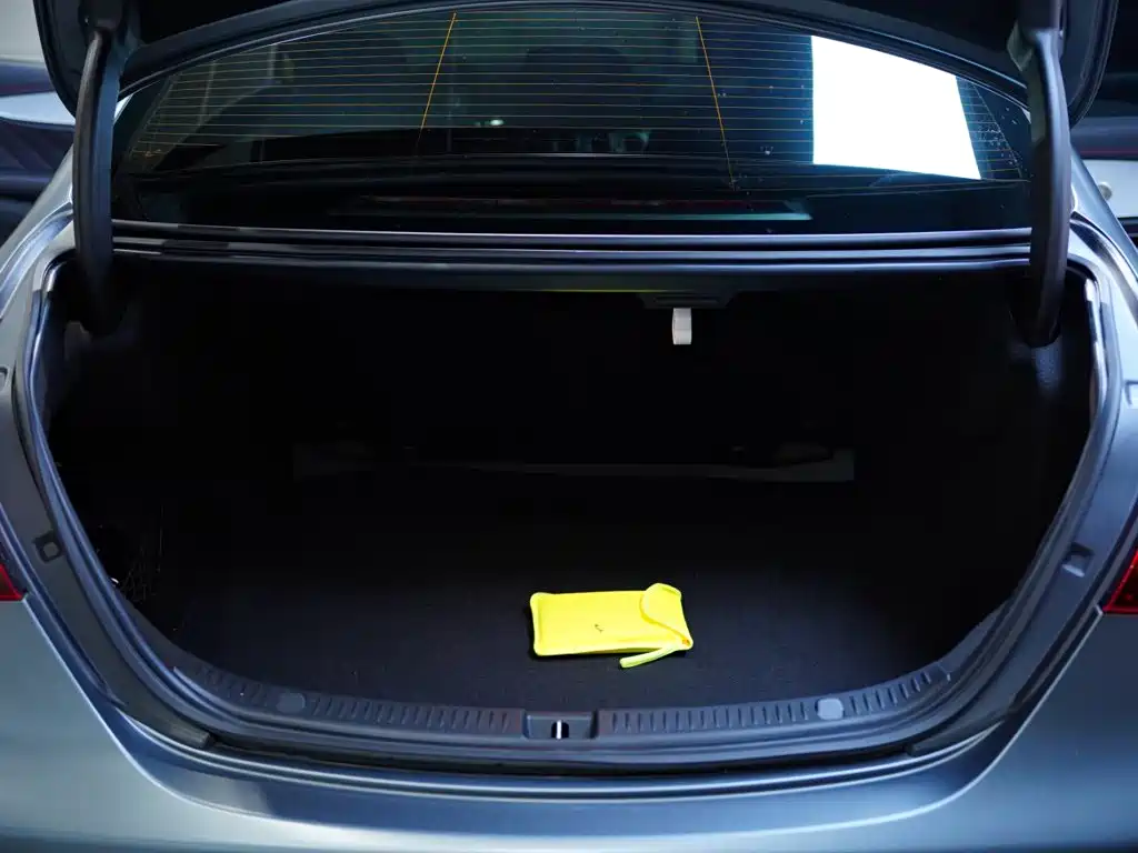Mercedes-Benz E-Class AMG — миниатюра 28