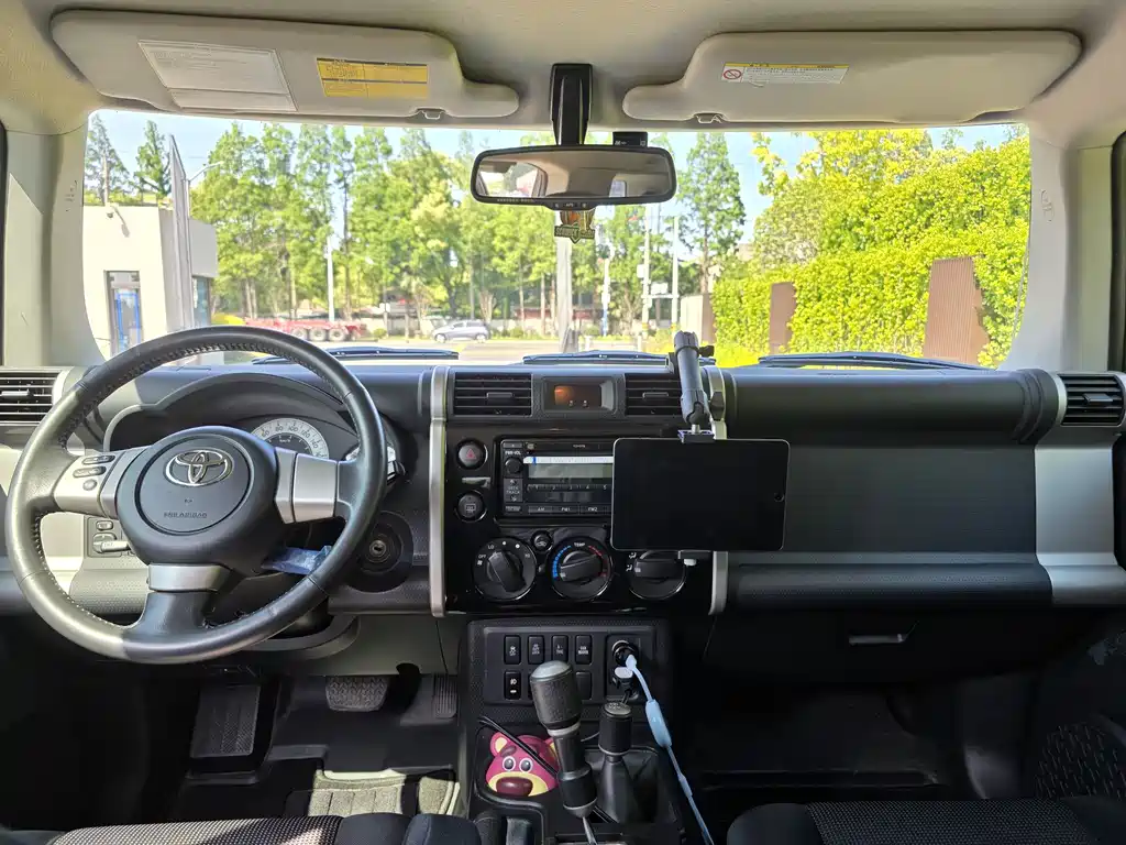 Toyota FJ Cruiser FJ 2011 4.0L
