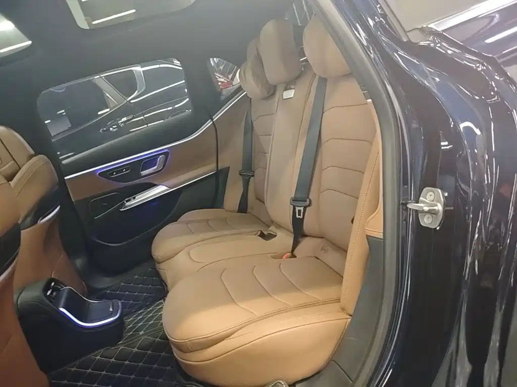 Mercedes-Benz E-Class New Energy — миниатюра 17
