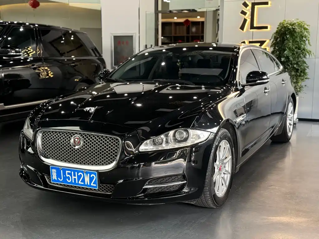 Jaguar XJ 2014