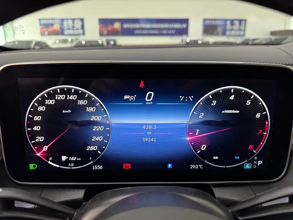 Mercedes-Benz GLC — миниатюра 8