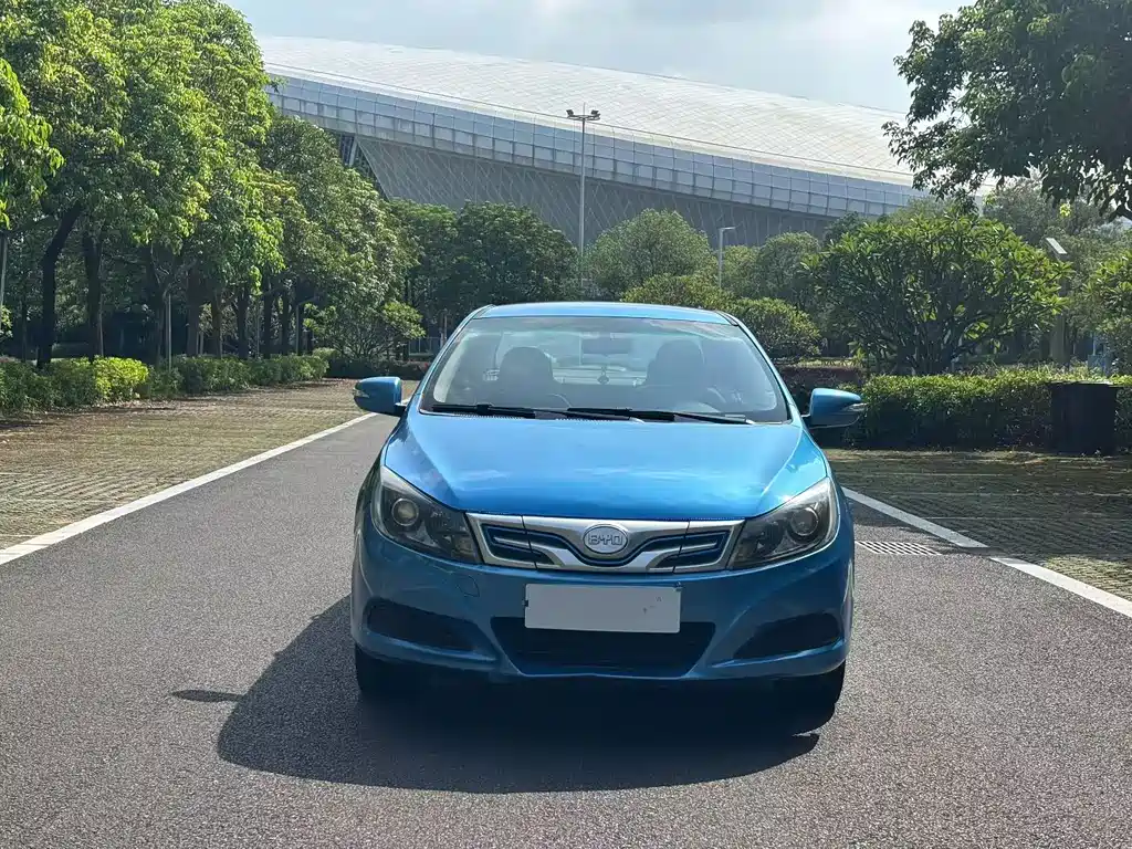 BYD e5 — миниатюра 2