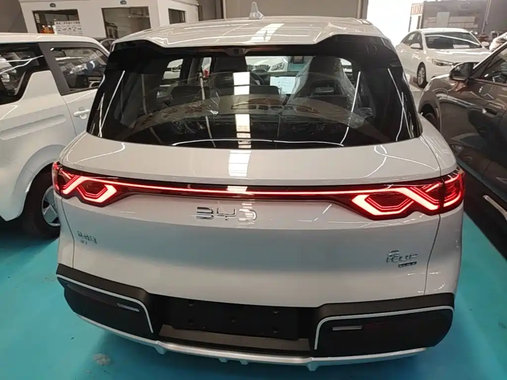 BYD Yuan Up UP 2025 Smart Drive 401KM