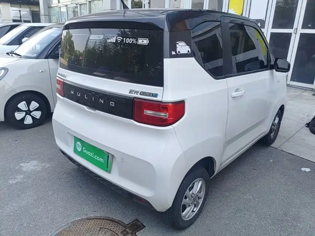 Wuling MINIEV — миниатюра 7