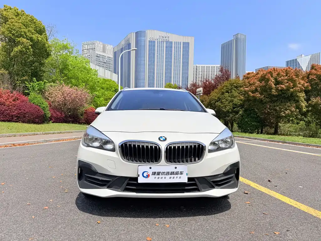 BMW 2 Series Gran Tourer — миниатюра 2