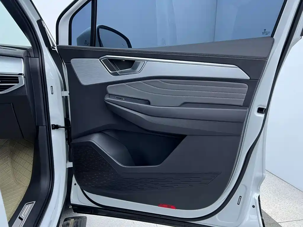 Volkswagen Talagon — миниатюра 13