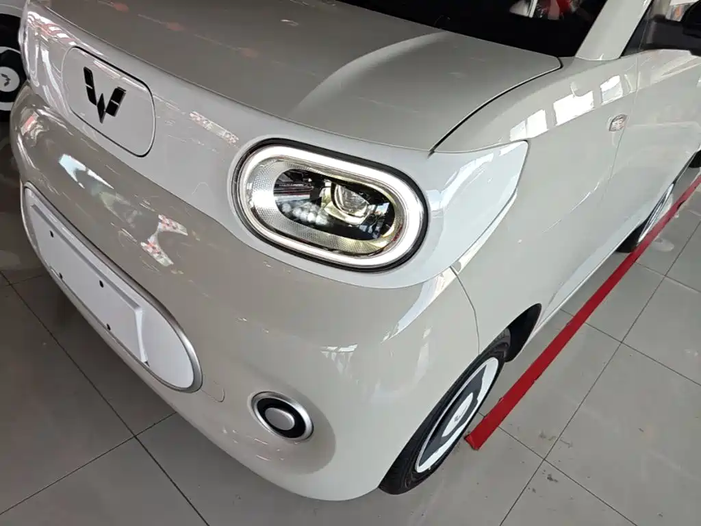 Wuling MINIEV — миниатюра 24