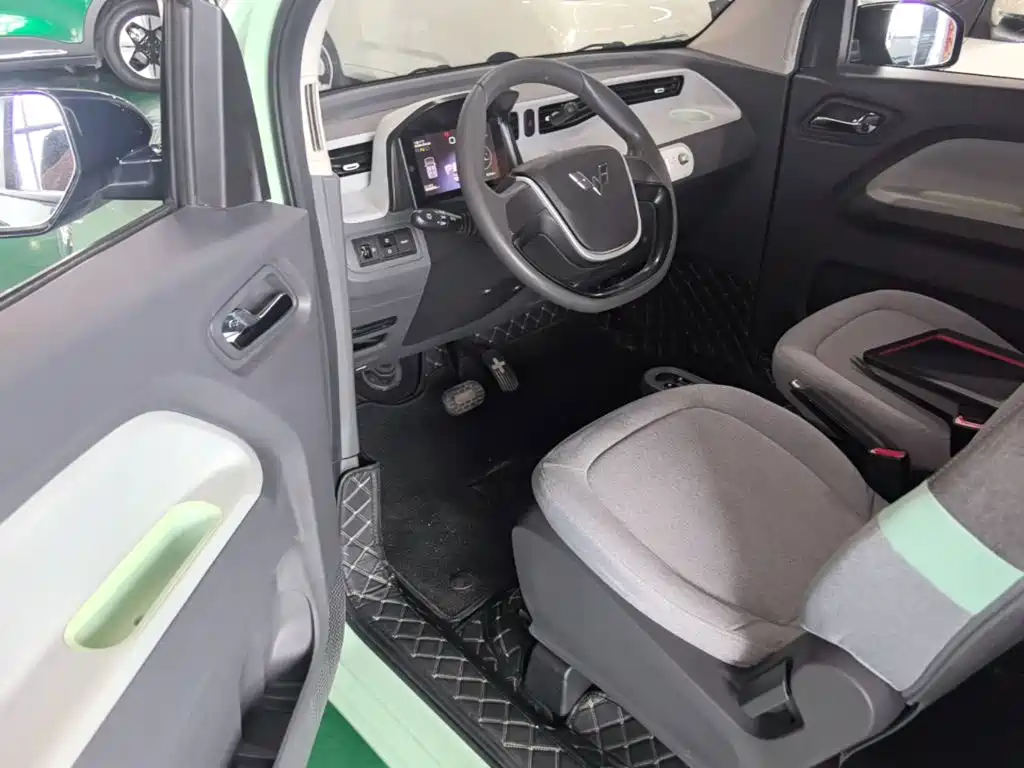 Wuling MINIEV — миниатюра 16