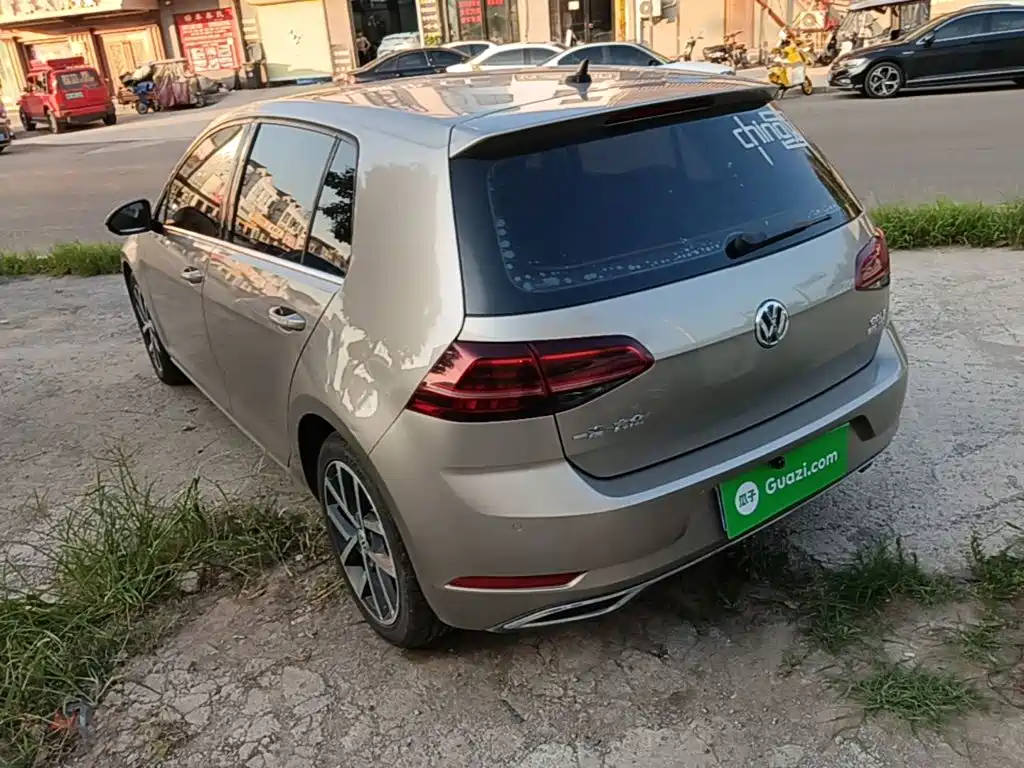 Volkswagen Golf — миниатюра 5