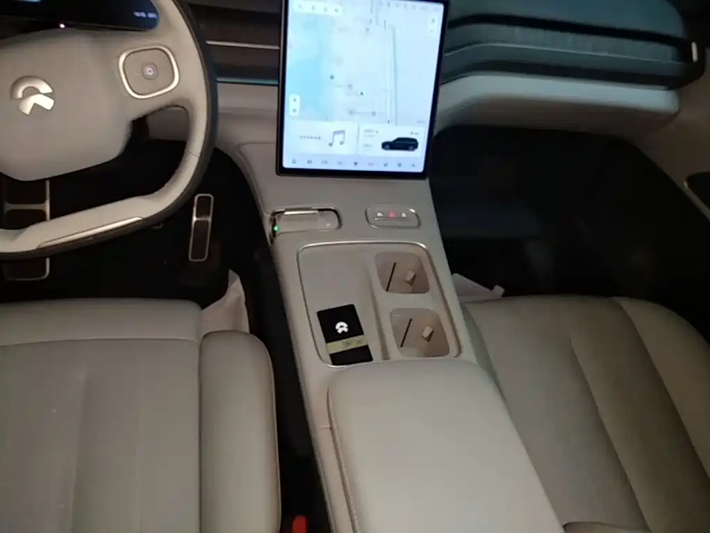 NIO ES8 — миниатюра 14
