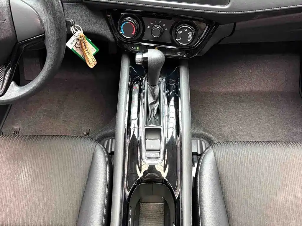 Honda Vezel — миниатюра 15