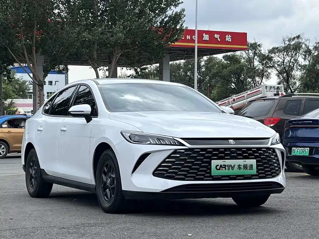 BYD Qin PLUS — миниатюра 3