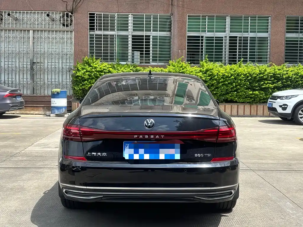 Volkswagen Passat 2024 380TSI Elite