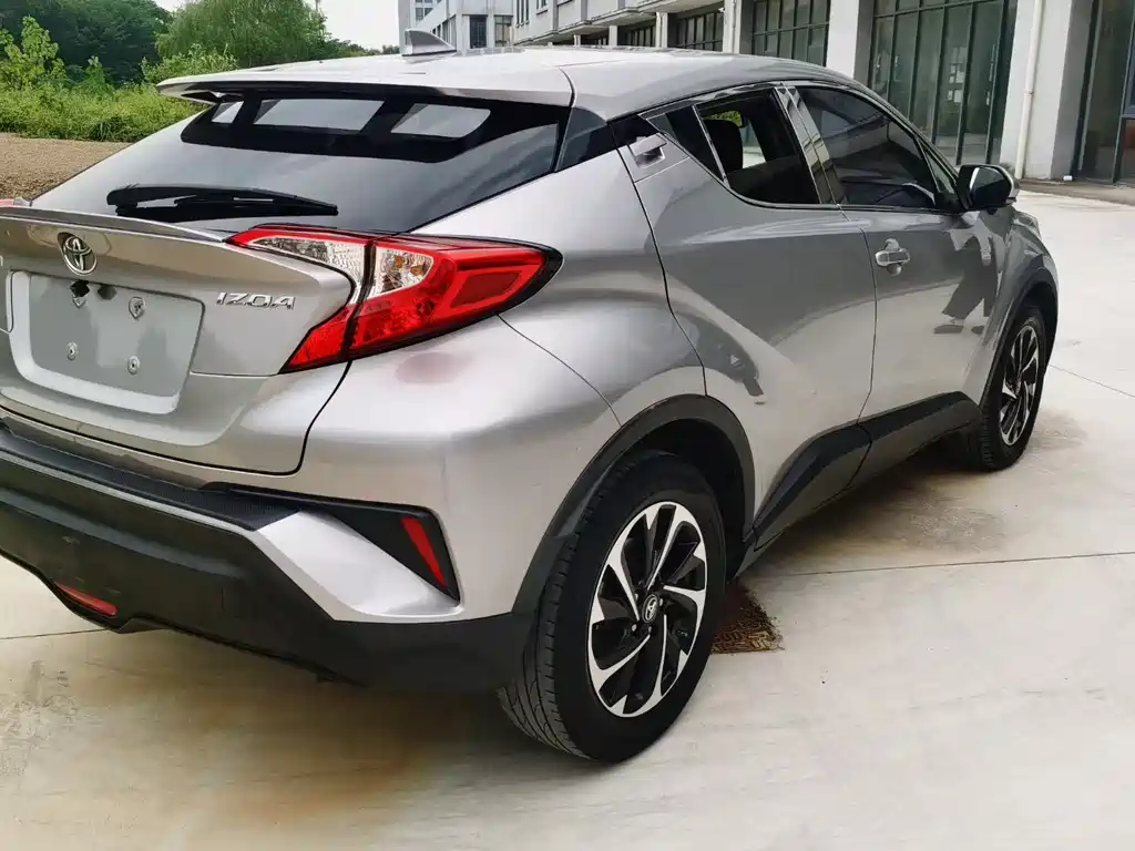 Toyota IZOA — миниатюра 3