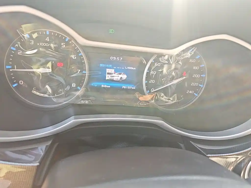 Geely Emgrand — миниатюра 17