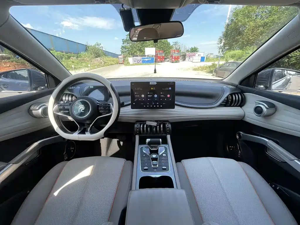 BYD Yuan Plus — миниатюра 5