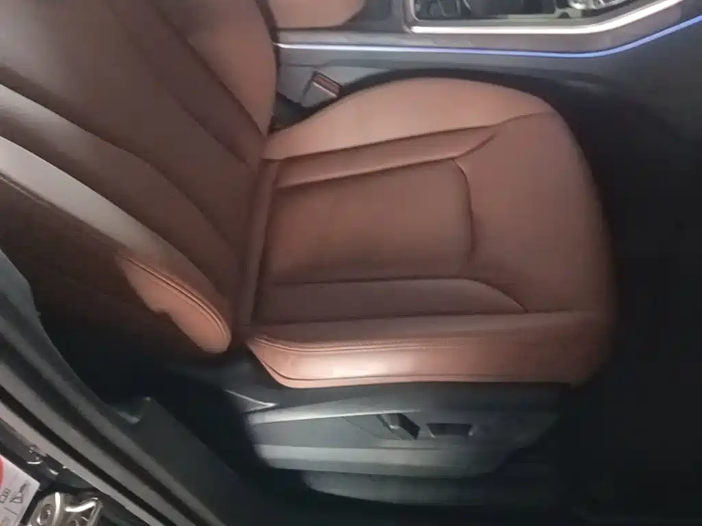 Audi Q7 — миниатюра 25
