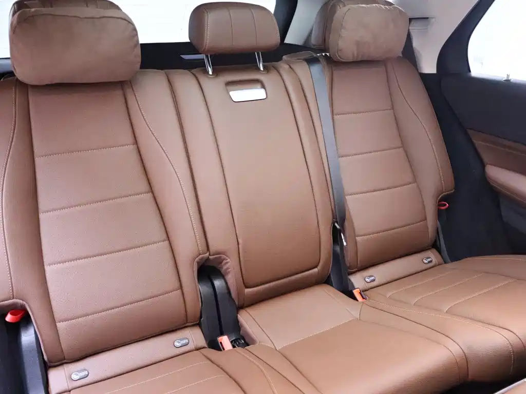 Mercedes-Benz GLE (Import) — миниатюра 23