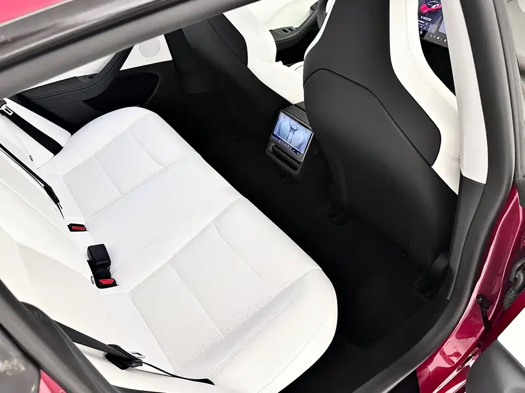 Tesla Model 3 — фотографии объявления, Фото 18