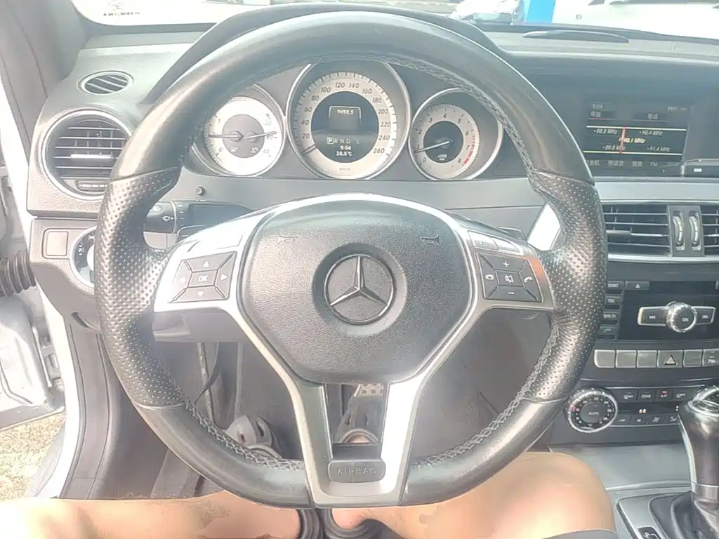 Mercedes-Benz C-Class (Import) — миниатюра 11