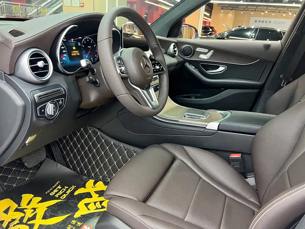 Mercedes-Benz GLC — миниатюра 5