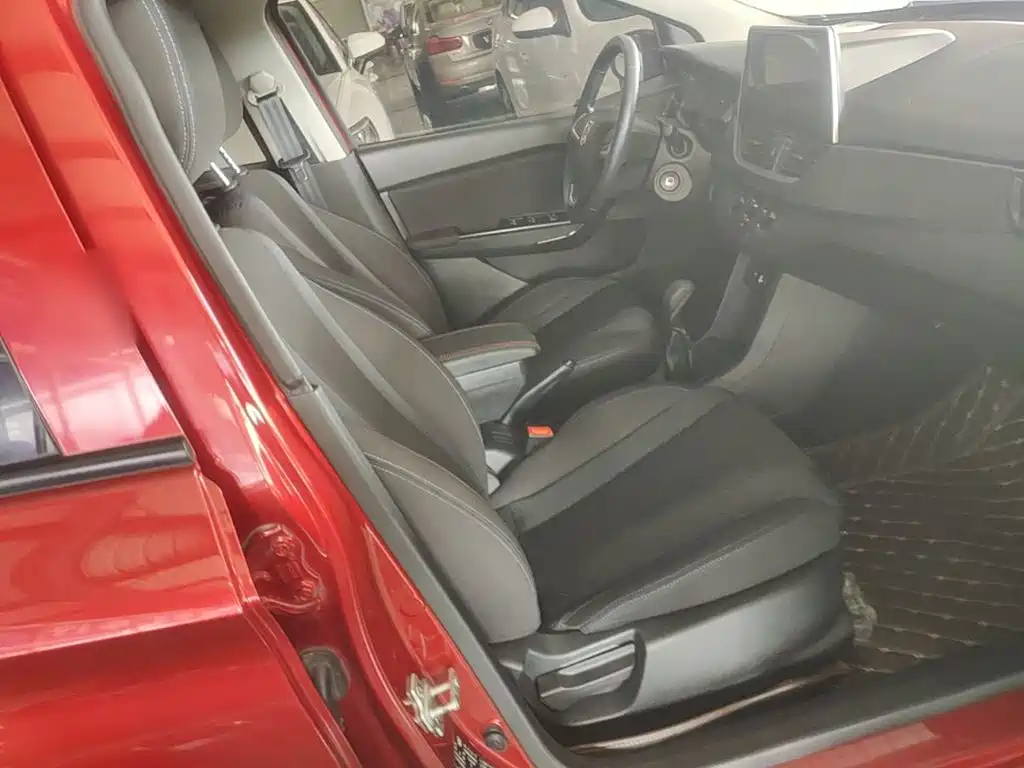 Baojun 310 — миниатюра 25