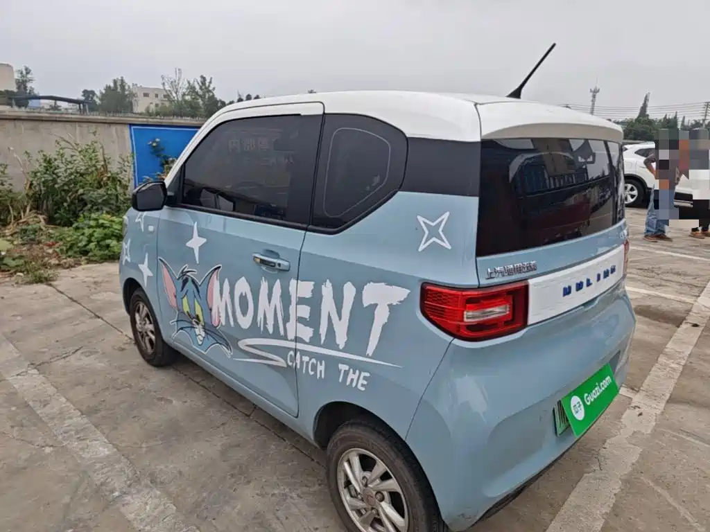 Wuling MINIEV — миниатюра 5