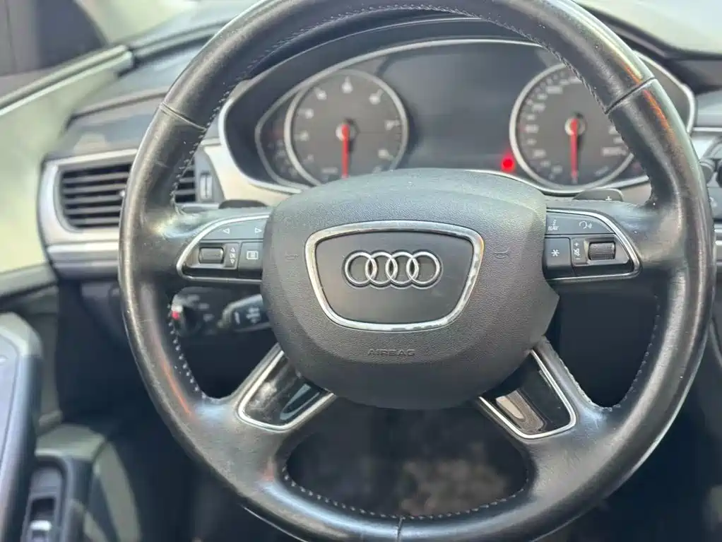 Audi A6L — миниатюра 12