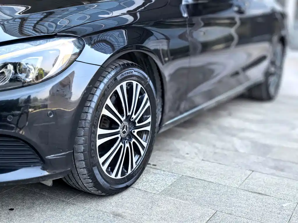 Mercedes-Benz C-Class — миниатюра 26